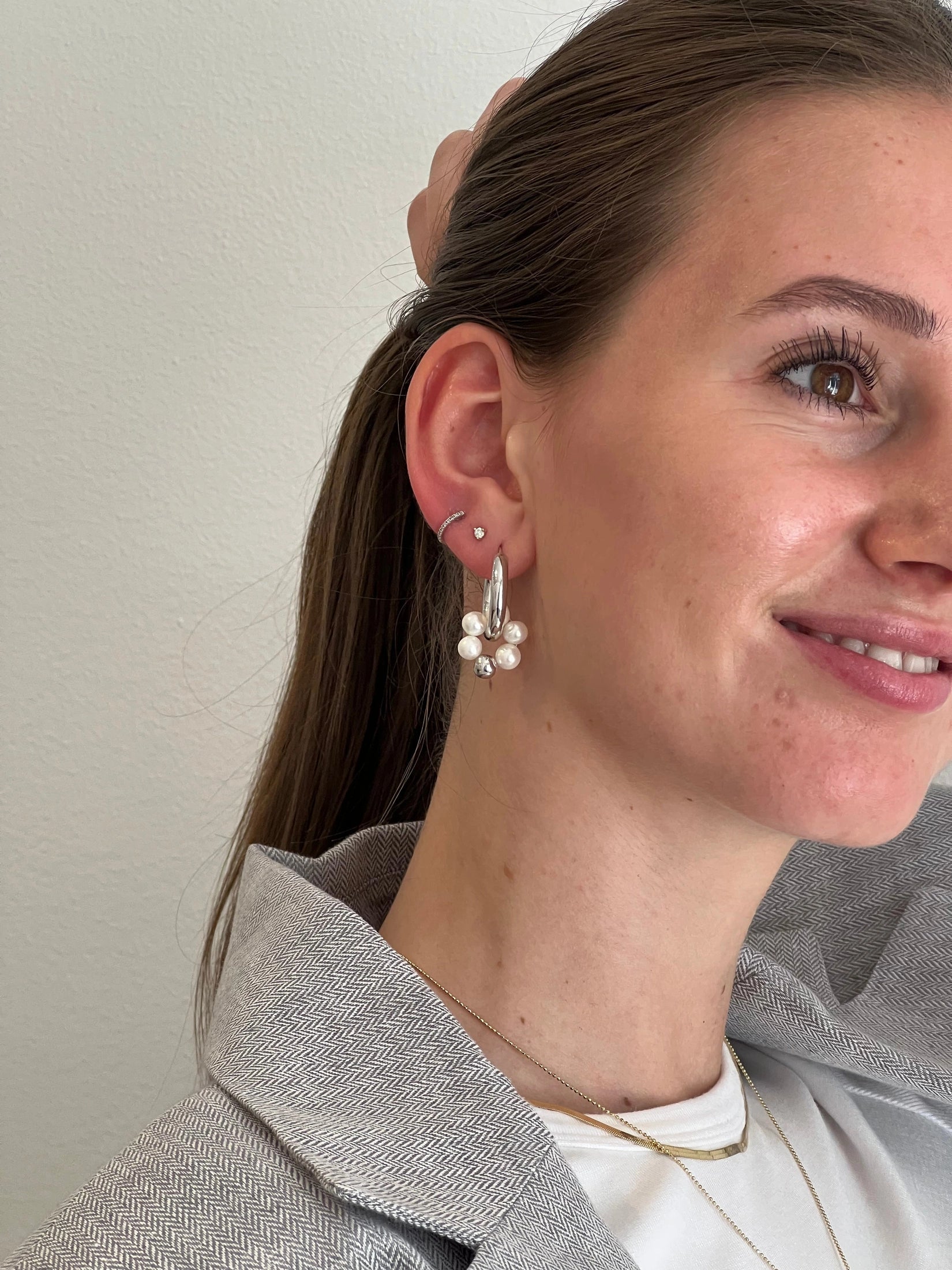 flower pearl charm - L